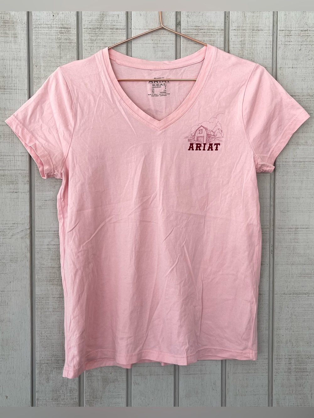 Ariat REAL Women’s Pink Graphic Relaxed Fit V Neck T Shirt Small